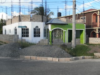 Eltham Vista, St. Catherine, Jamaica - House for Sale